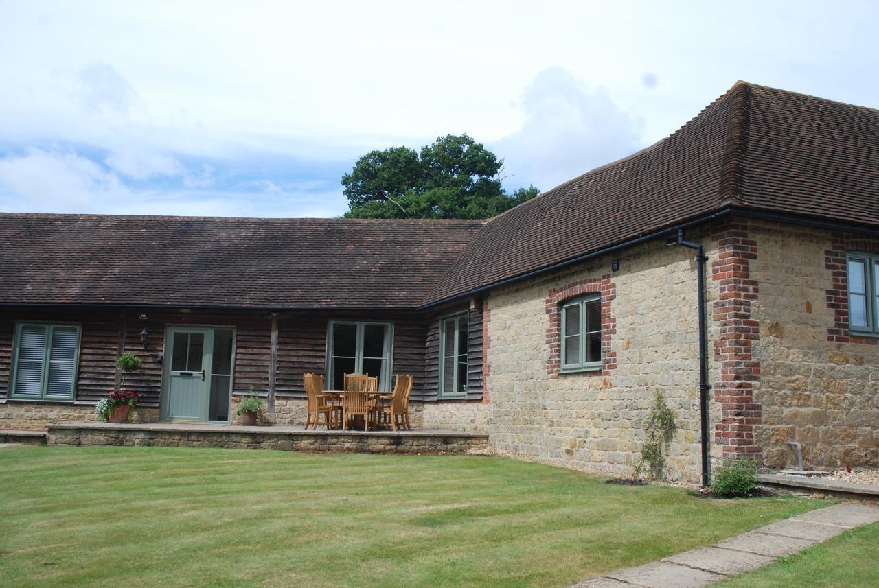 Cowdray Holiday Cottages Midhurst Exterior photo